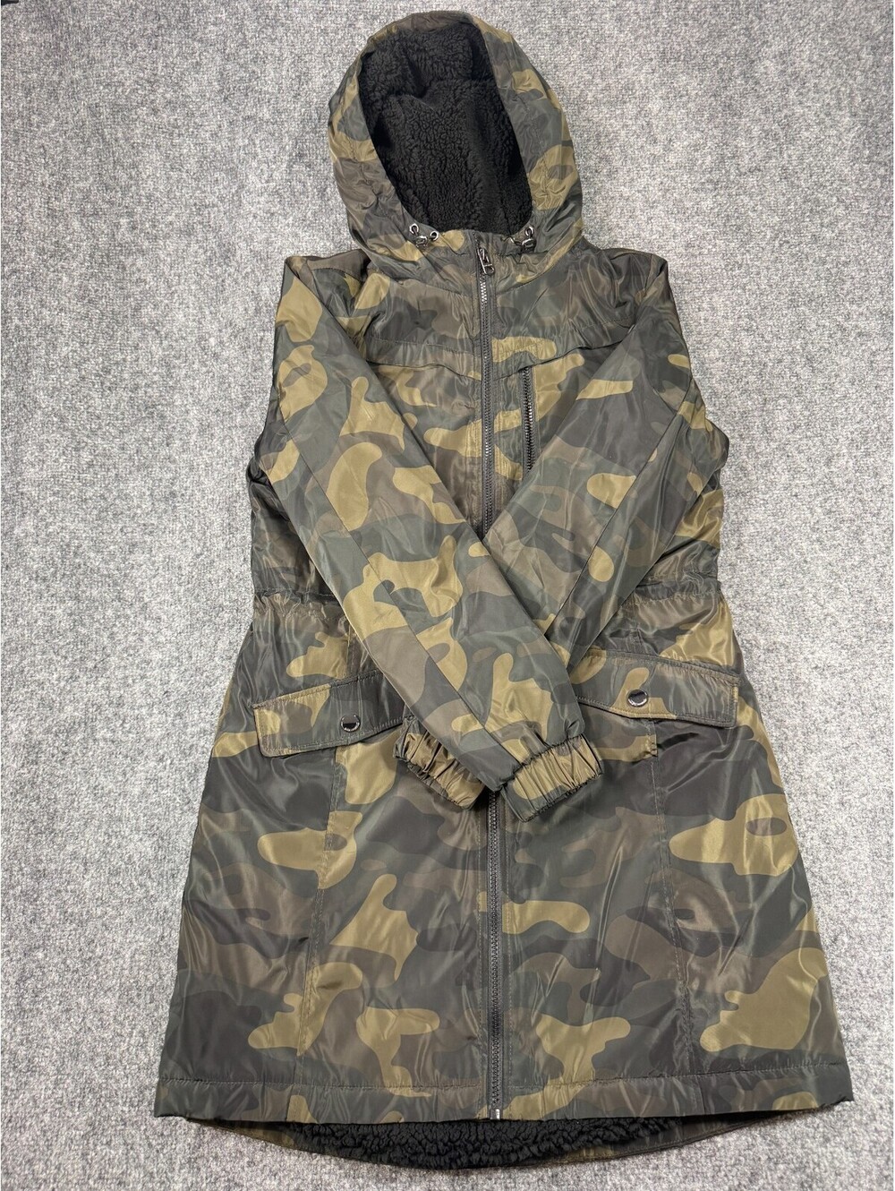 Lucky Brand Anorak Jacket Women’s Size Small Camo Full Zip Hooded Faux Fur Lined